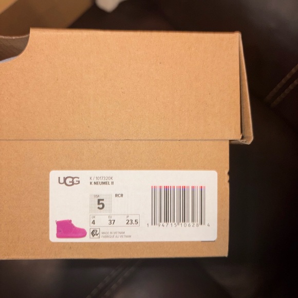 NWT UGG Bright Pink neumel Ankle Boots kids 5 woman’s 7 - Picture 6 of 6